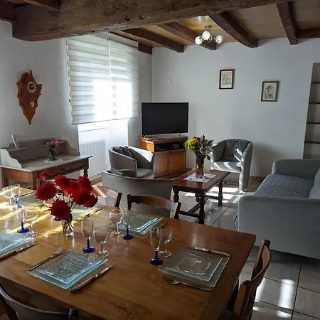 Avec Jardin Privatif Et Animaux Acceptes - Fr-1-653-155 *