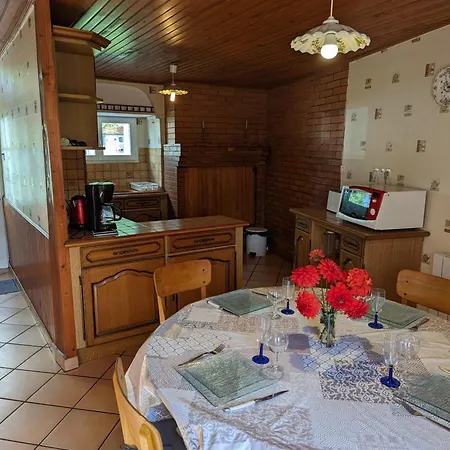 Avec Jardin Privatif Et Animaux Acceptes - Fr-1-653-155 Holiday home Barret