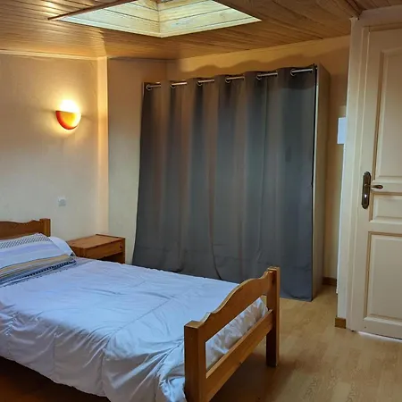 Holiday home Avec Jardin Privatif Et Animaux Acceptes - Fr-1-653-155