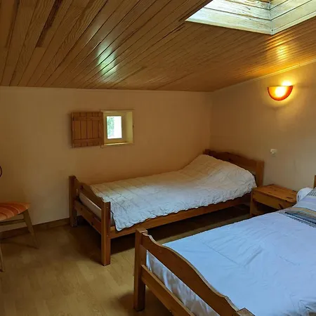 Avec Jardin Privatif Et Animaux Acceptes - Fr-1-653-155 Holiday home Barret